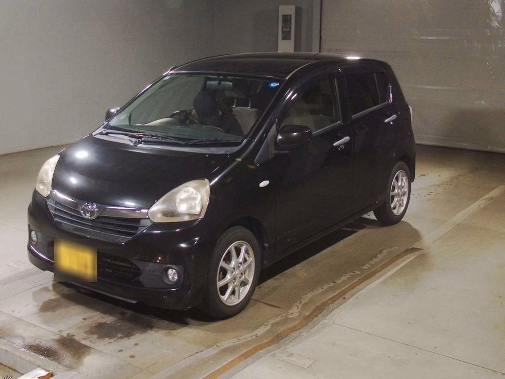 TOYOTA PIXIS EPOCH