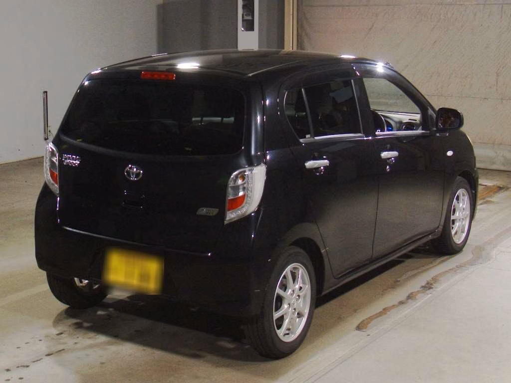TOYOTA PIXIS EPOCH