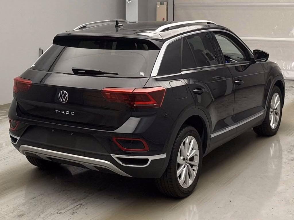 VOLKSWAGEN T-ROC