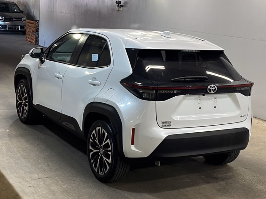TOYOTA YARIS CROSS