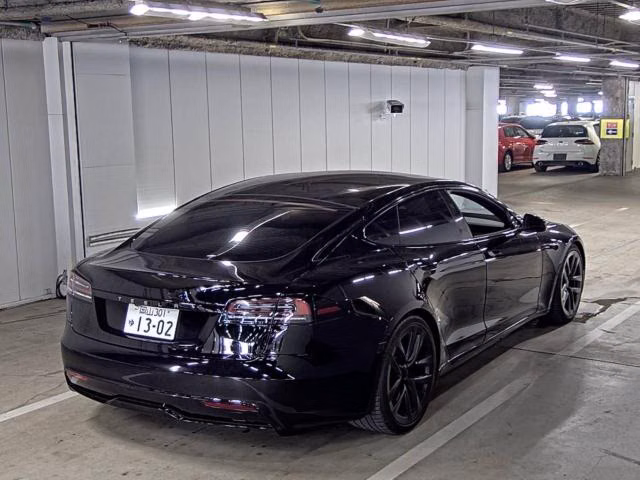 TESLA MODEL S