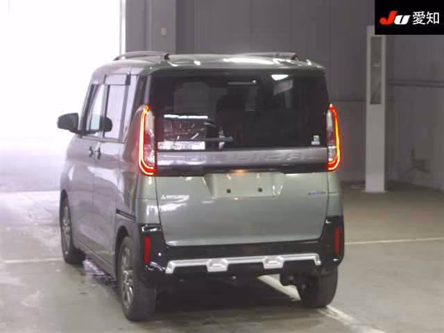 MITSUBISHI DELICA MINI