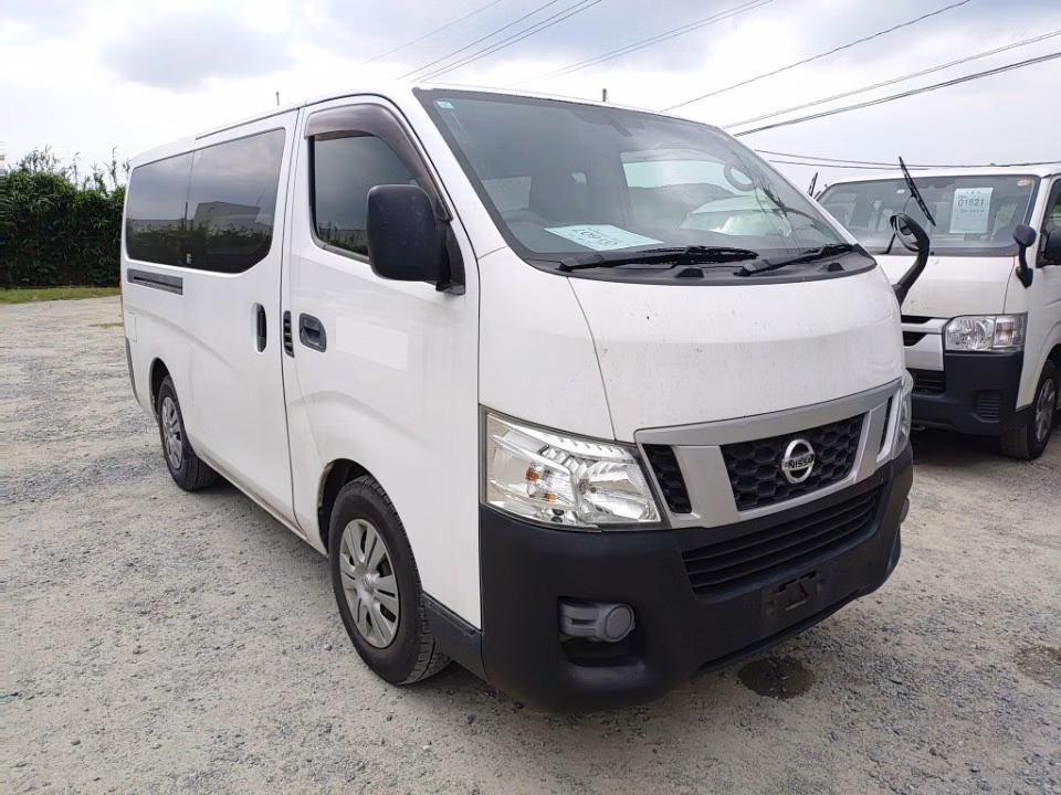 NISSAN NV350 CARAVAN
