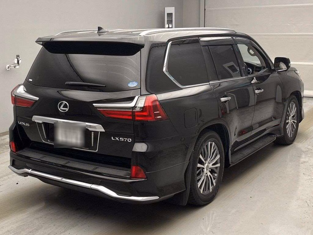 LEXUS LX570