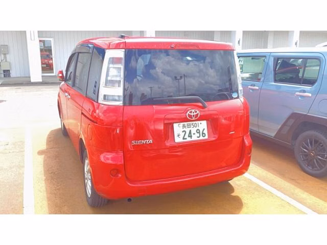 TOYOTA SIENTA