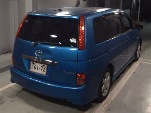 TOYOTA ISIS