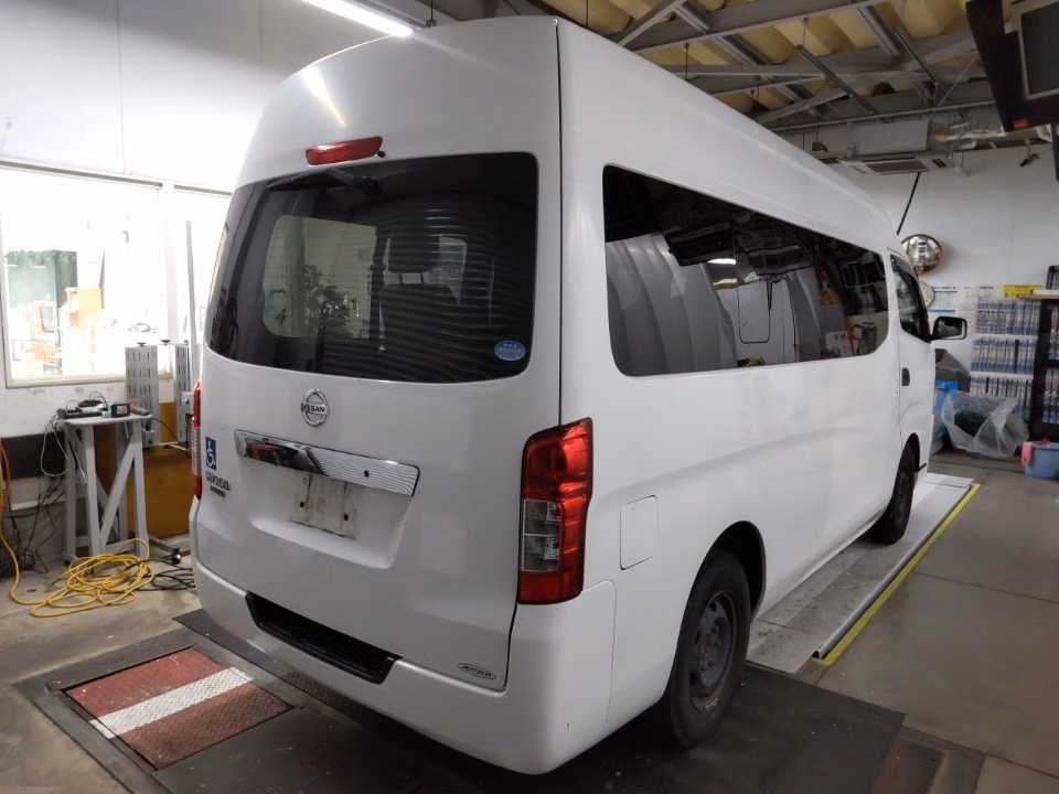 NISSAN NV350 CARAVAN