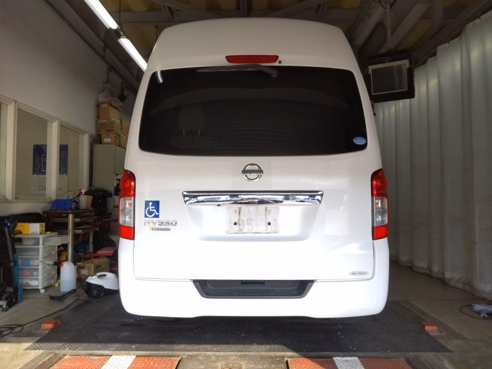 NISSAN NV350 CARAVAN