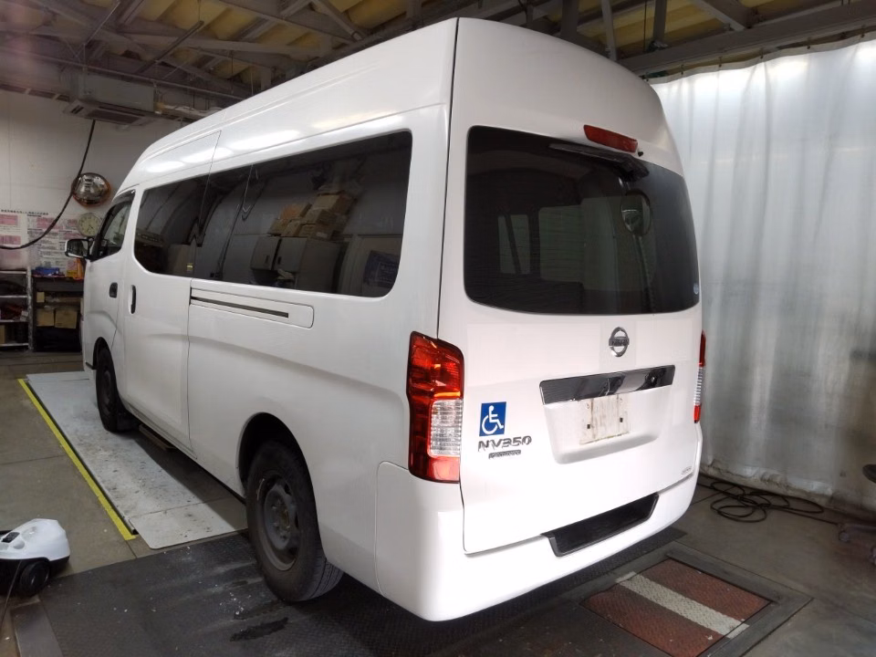 NISSAN NV350 CARAVAN