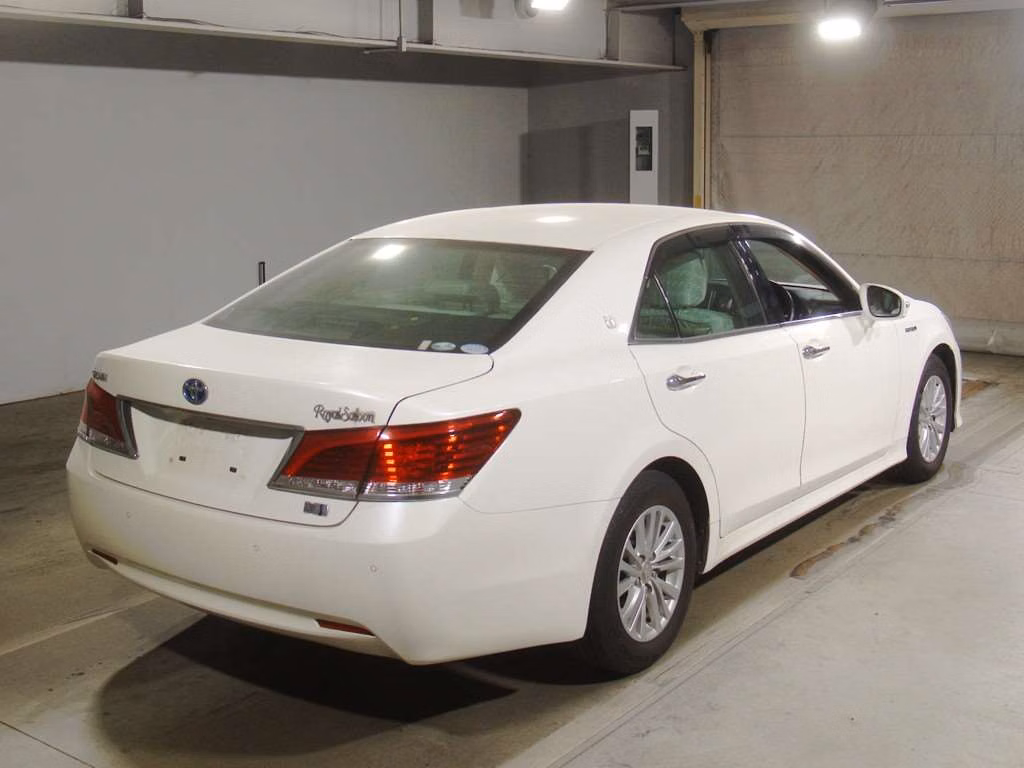 TOYOTA CROWN