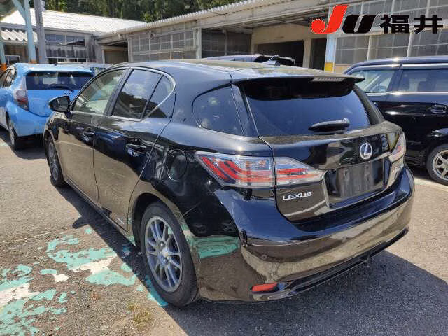 LEXUS CT200H