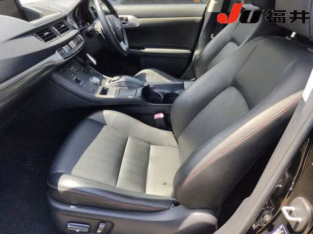 LEXUS CT200H
