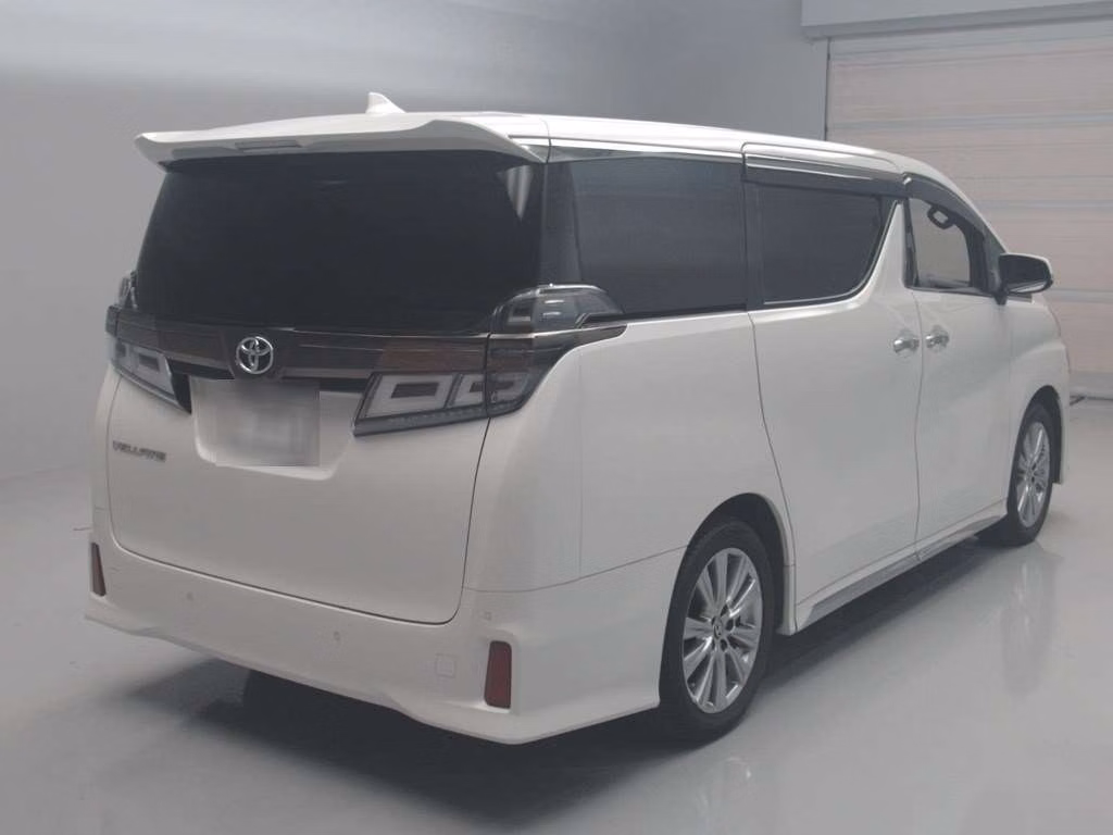 TOYOTA VELLFIRE