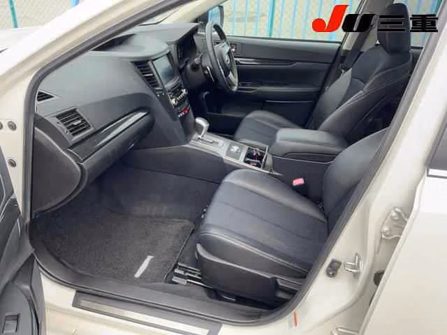 SUBARU LEGACY B4