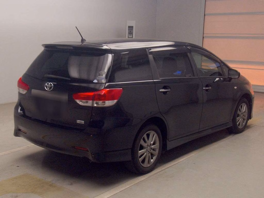 TOYOTA WISH