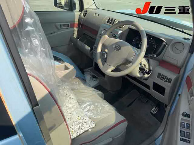 DAIHATSU MOVE CONTE