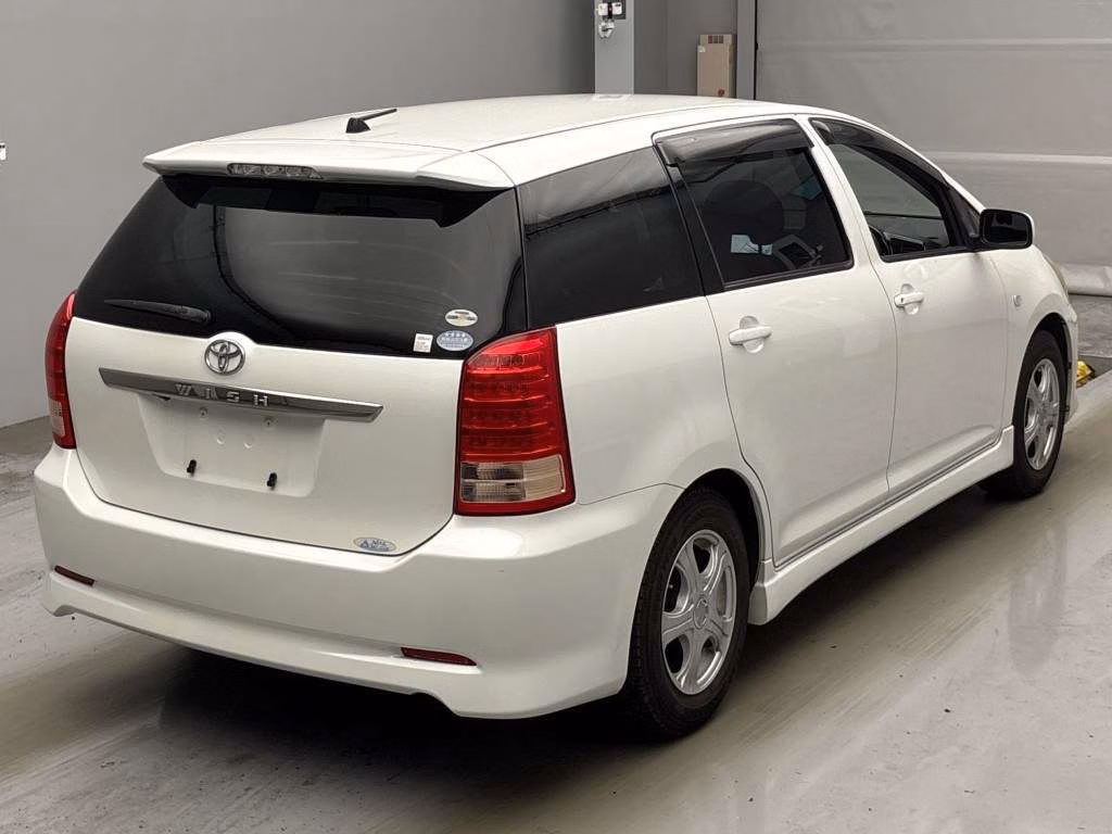 TOYOTA WISH