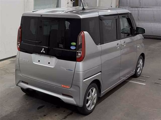 MITSUBISHI EK SPACE