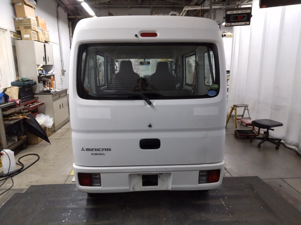 MITSUBISHI MINICAB