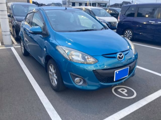 MAZDA DEMIO