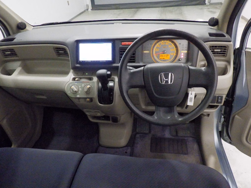 HONDA LIFE