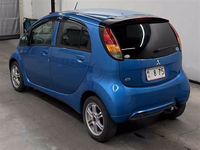 MITSUBISHI I