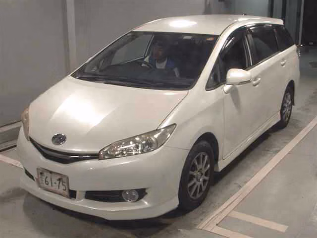 TOYOTA WISH