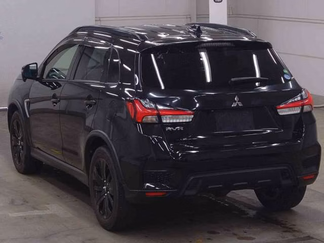 MITSUBISHI RVR