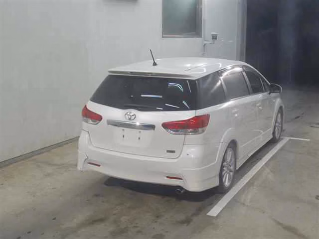 TOYOTA WISH