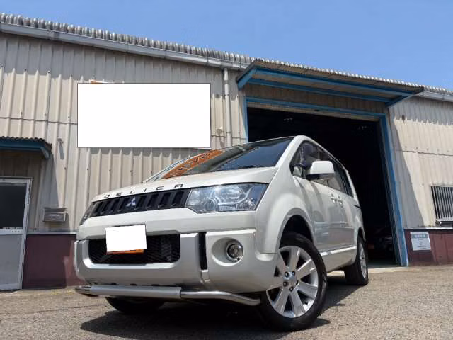 MITSUBISHI DELICA D:5