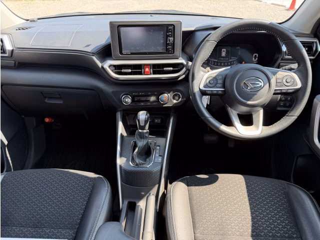 DAIHATSU ROCKY