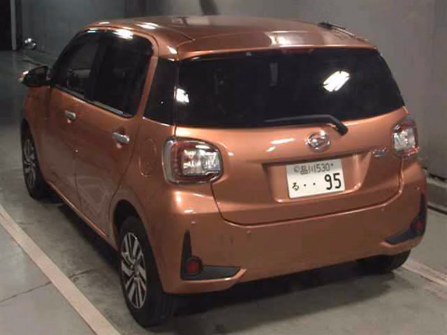 DAIHATSU BOON