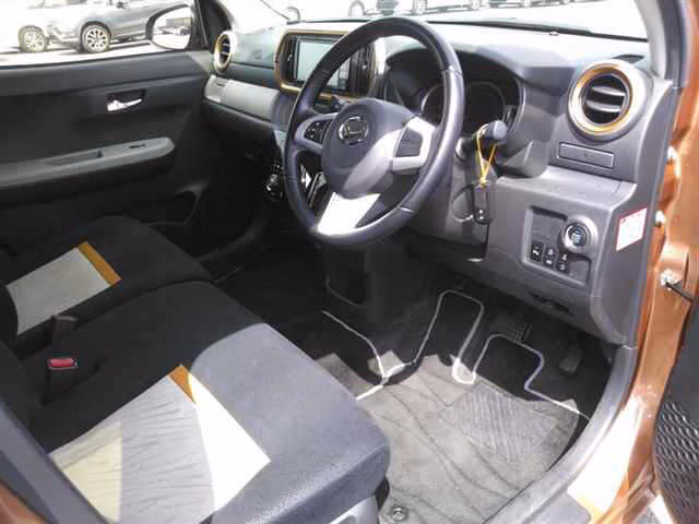 DAIHATSU BOON