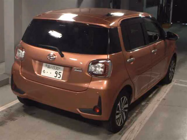 DAIHATSU BOON