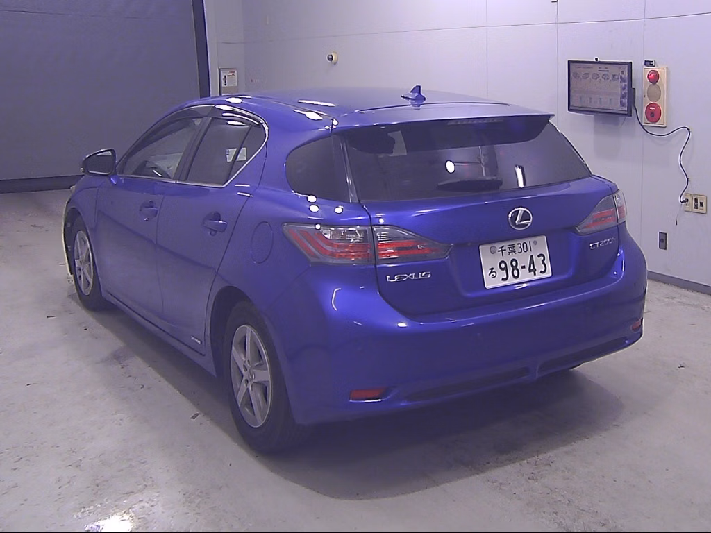 LEXUS CT200H