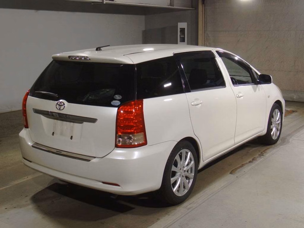 TOYOTA WISH
