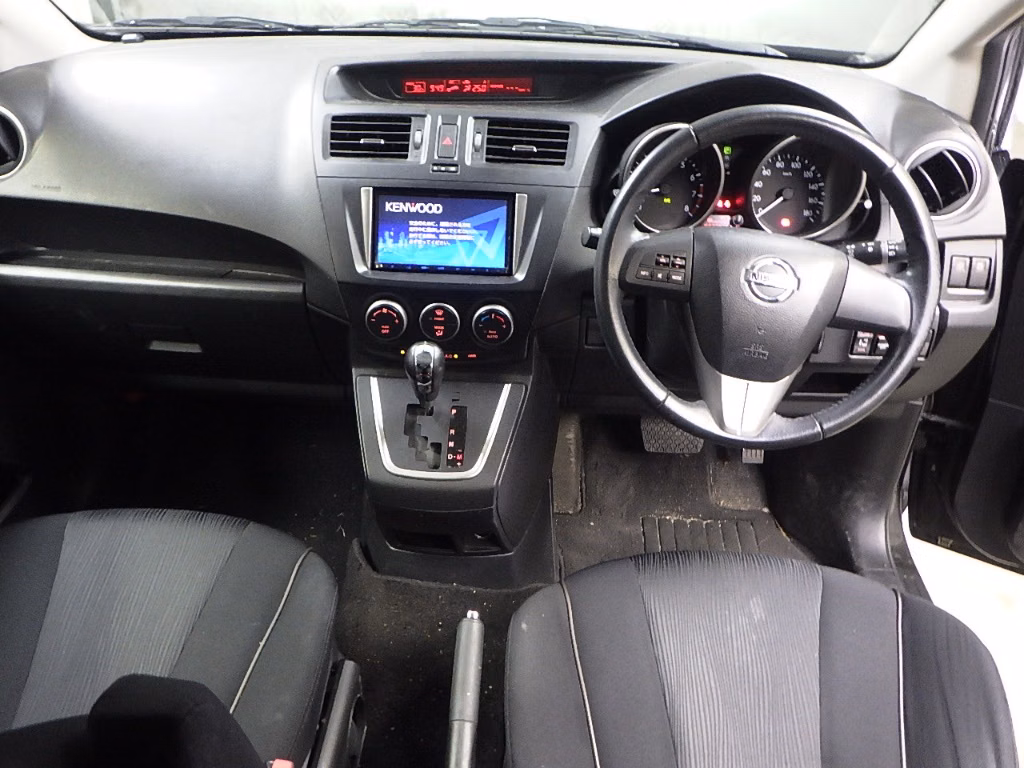 NISSAN LAFESTA