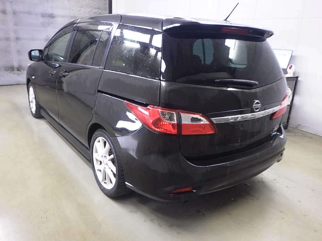 NISSAN LAFESTA