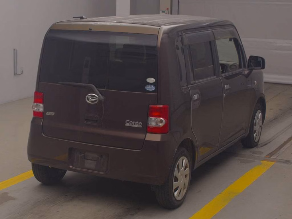 DAIHATSU MOVE CONTE