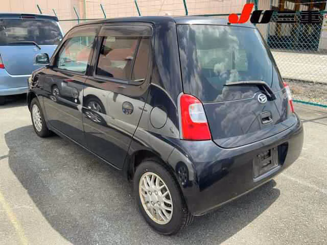 DAIHATSU ESSE