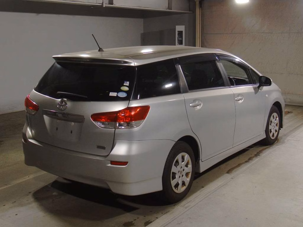 TOYOTA WISH