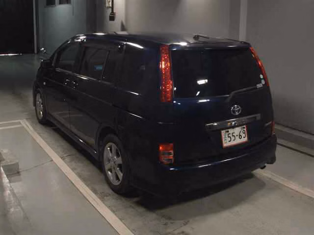 TOYOTA ISIS