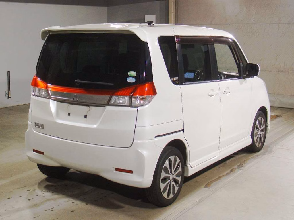MITSUBISHI DELICA D:2
