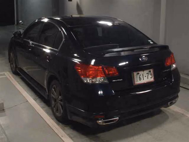 SUBARU LEGACY B4