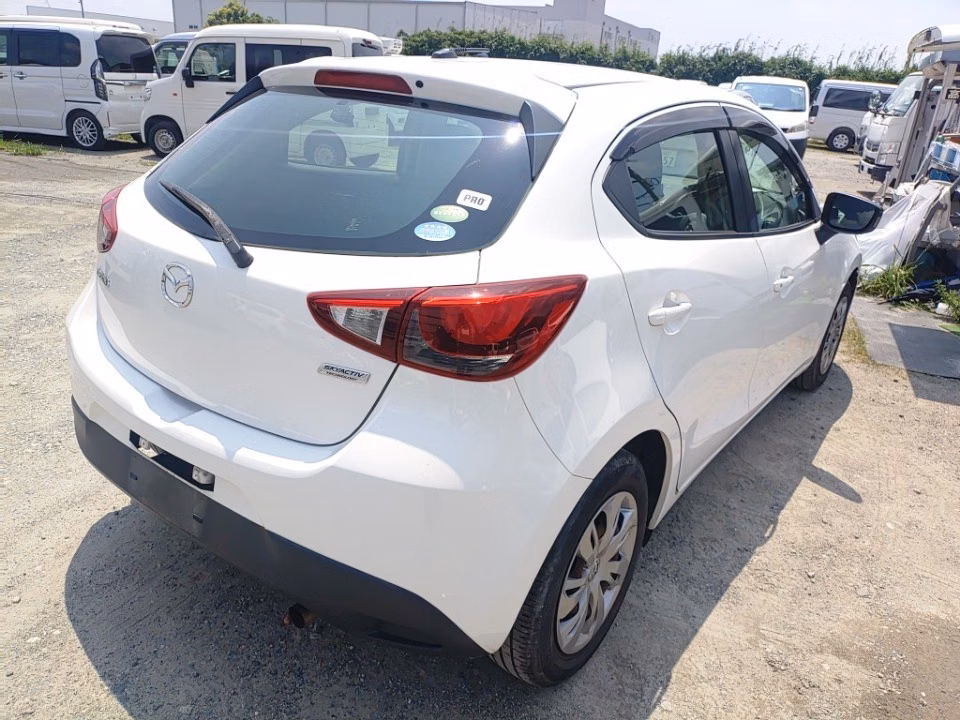MAZDA DEMIO