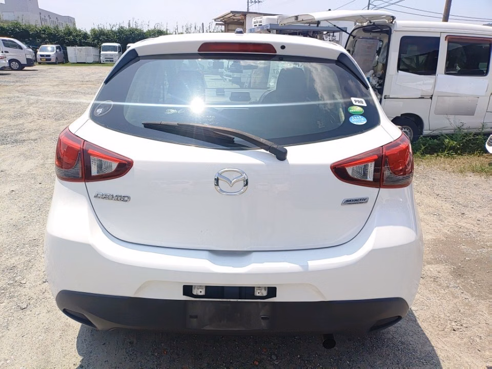 MAZDA DEMIO