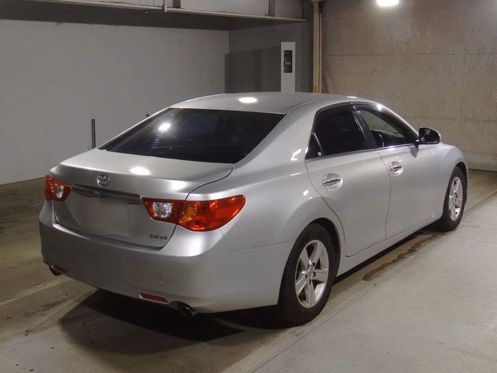 TOYOTA MARK X