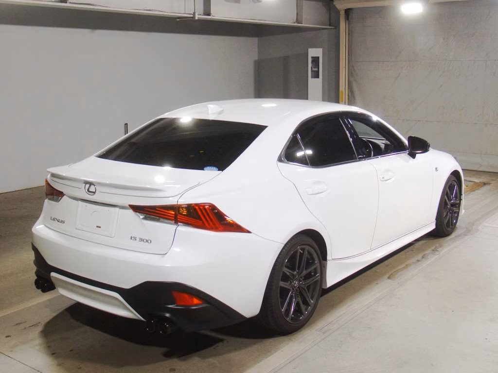 LEXUS IS300