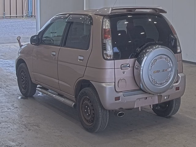 DAIHATSU TERIOS LUCIA