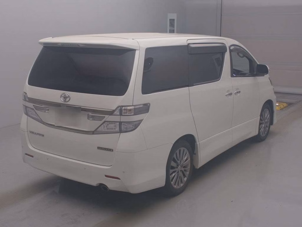 TOYOTA VELLFIRE